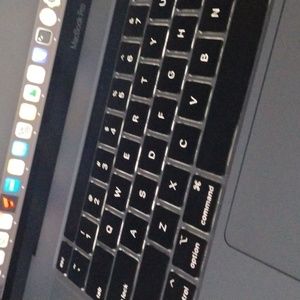 Meet your Posher, Hilal